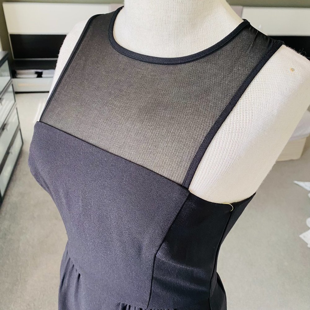 - Banana Republic Little Black Dress Size 0    - P38 - Picture 5 of 11